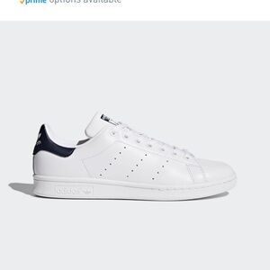 adidas Stan Smith White Sneakers with Navy blue Heel Tab